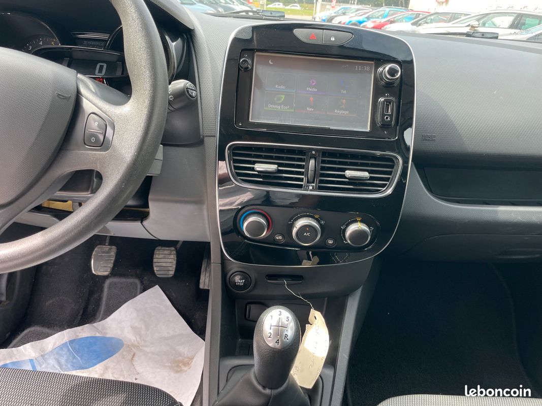 Renault clio iv societe 1.5 dci 75 air medianav (4992HT) (image 9)