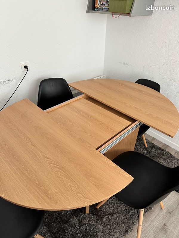 Table a manger ronde en bois extensible (image 2)