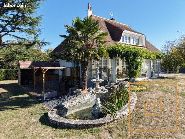 Maison 8 pièces 215 m² · à Colomby-Anguerny · 215 m² · 670 000 €