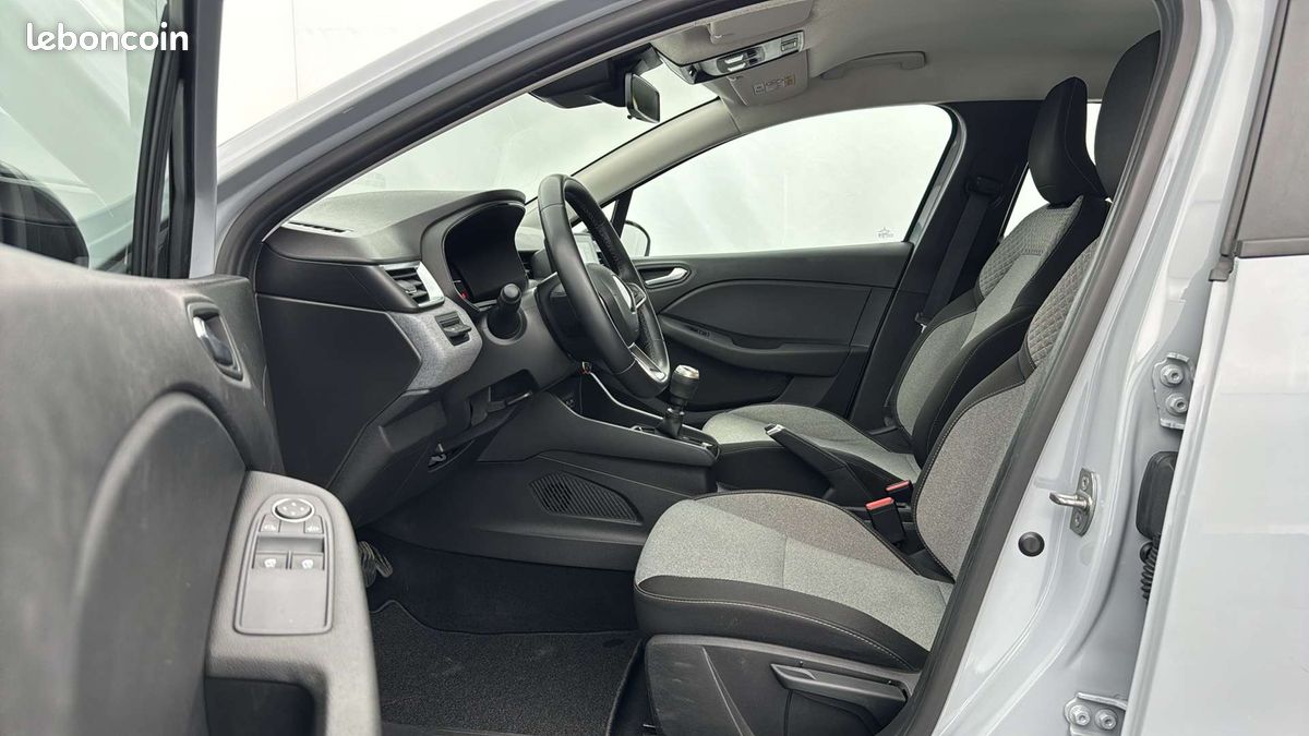 Renault clio blue dci 100 ch gsr2 evolution (image 25)