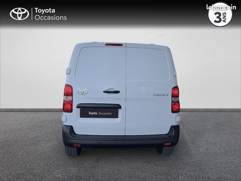 Toyota PROACE Medium 2.2 D-4D 150 Start Pack Confort BVA MY25 (image 4)