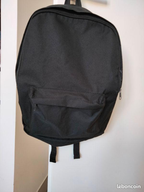 Sac a dos noir (image 4)