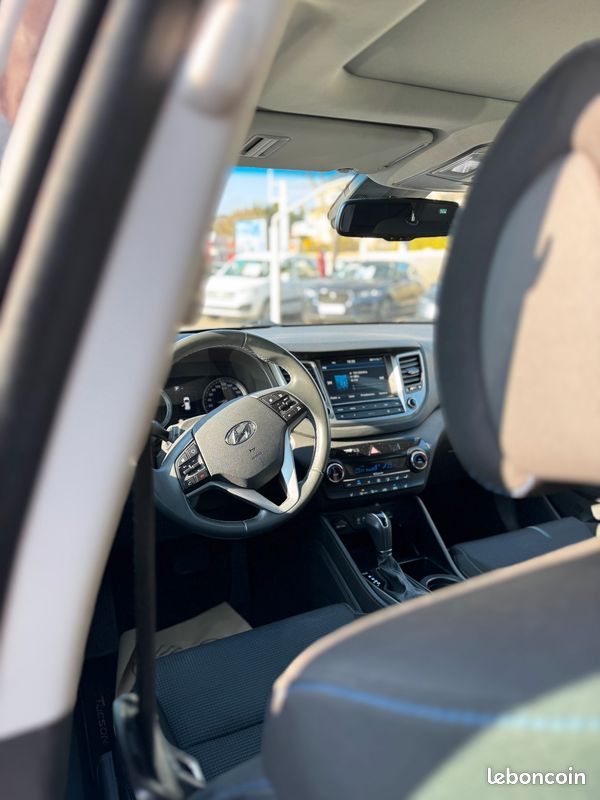 HYUNDAI - TUCSON 1.7 CRDi 141 2WD DCT-7 Edition Lounge (image 5)