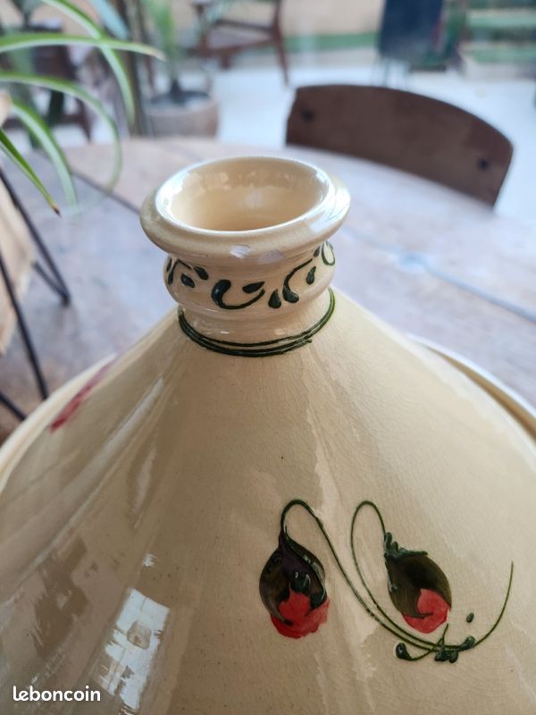 Tajine en céramique signé Vallauris G.C – décor floral (image 5)