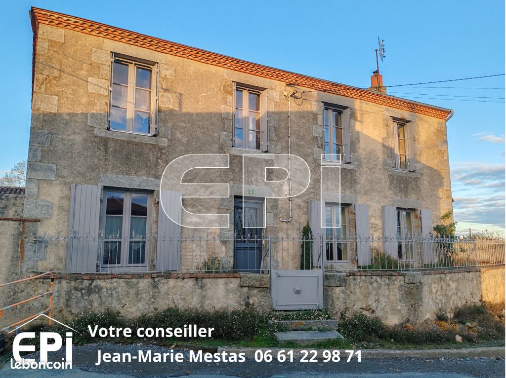 Maison 7 pièces 176 m² · à Argentonnay · 176 m² · 180 000 €