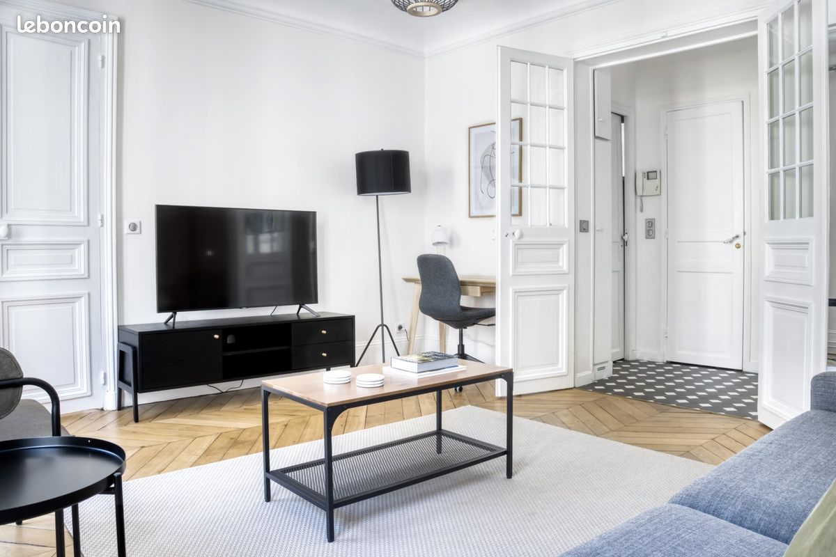 Appartement 3 pièces 70 m² · à Paris · 70 m² · 3 300 €/mois