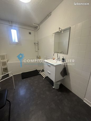 https://img.leboncoin.fr/api/v1/lbcpb1/images/7b/86/98/7b8698cad591efa47e32d261daf6f0d7a8352874.jpg?rule=ad-image