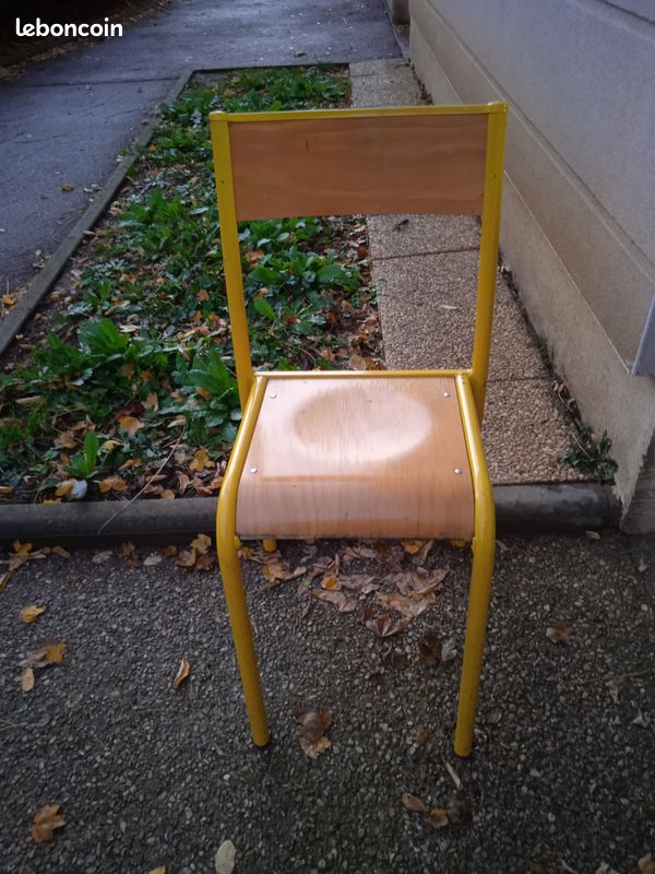 Chaise scolaire (image 1)