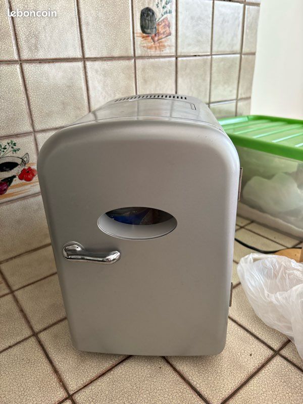 Mini frigo (image 1)