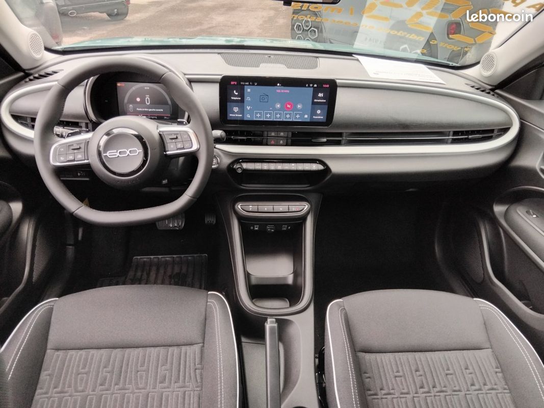 Fiat 600 T-Gen 3 1.2 Hybrid 145 Step 2 DCT6 Pop (image 13)