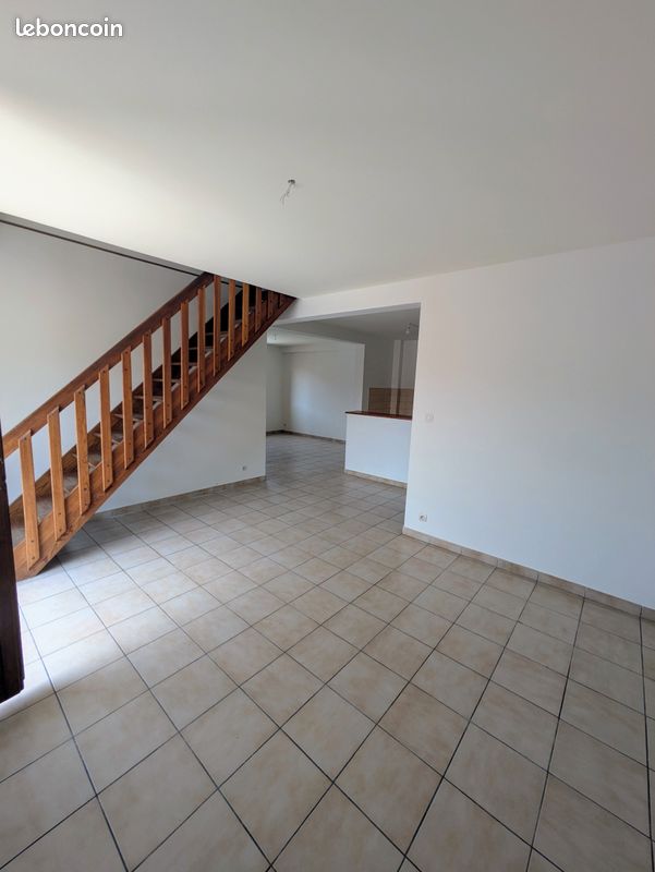 Appartement 5 pièces 100 m² · à Pontcharra · 100 m² · 195 000 €