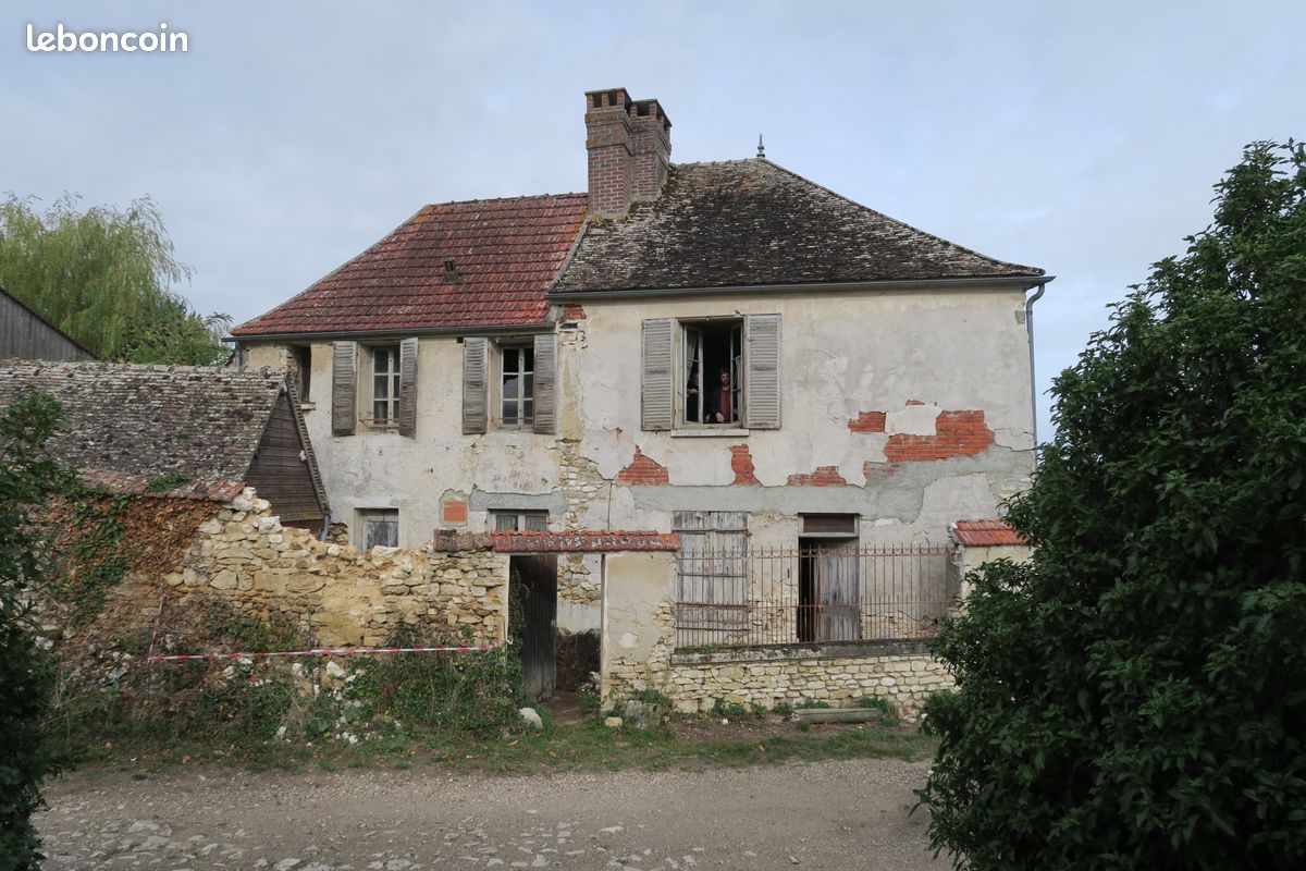 Maison 4 pièces 106 m² · à Bréval · 106 m² · 107 500 €