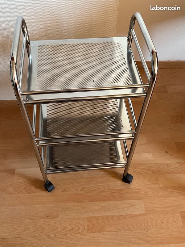 Superbe desserte à roulettes 3 niveaux en inox (image 1)