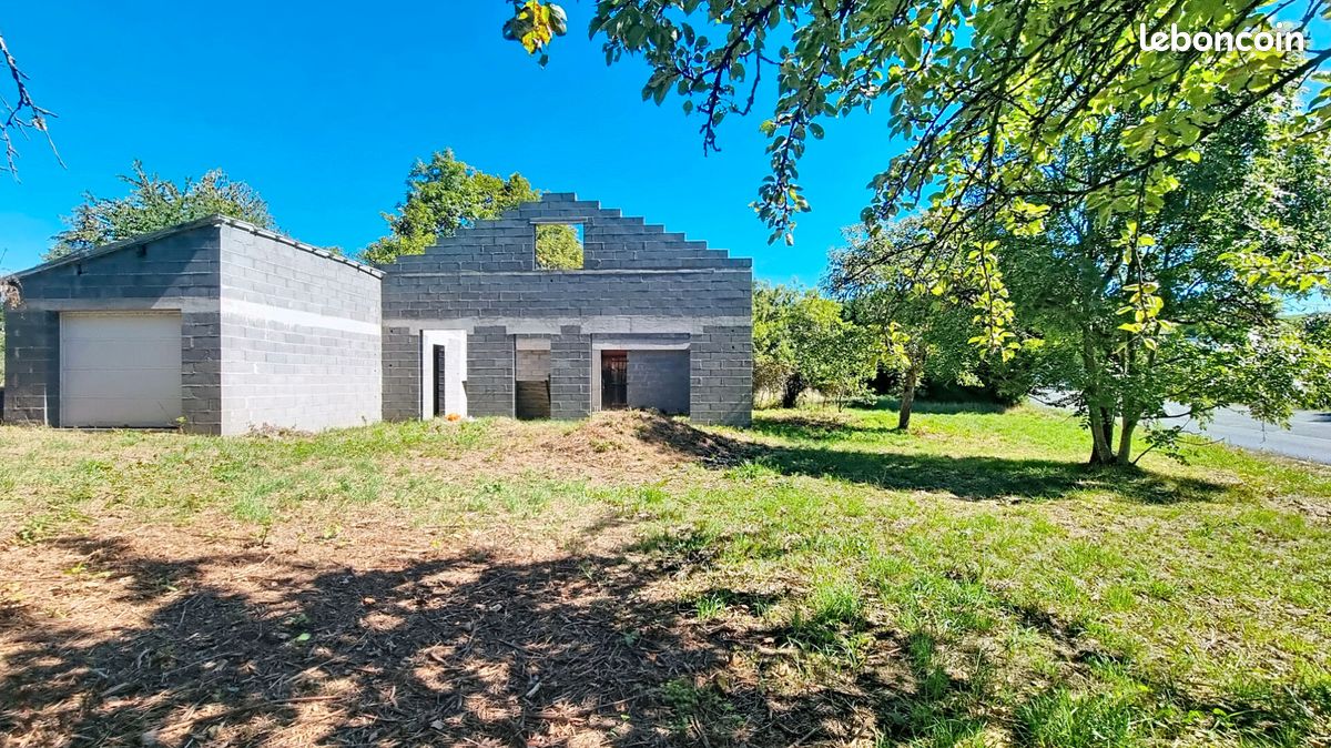 Maison 4 pièces 120 m² · à Saint-Diéry · 120 m² · 55 000 €