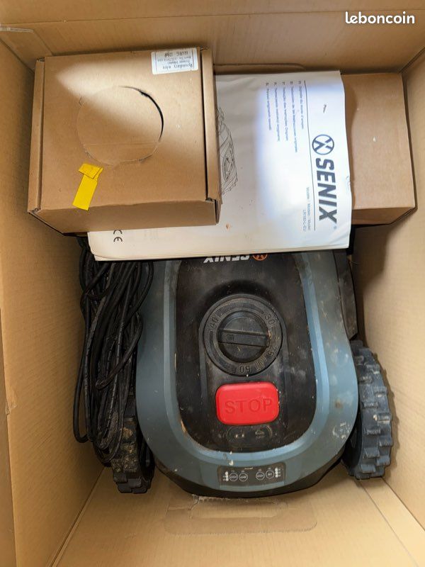 Robot tondeuse Senix LR180-L-EU (image 1)