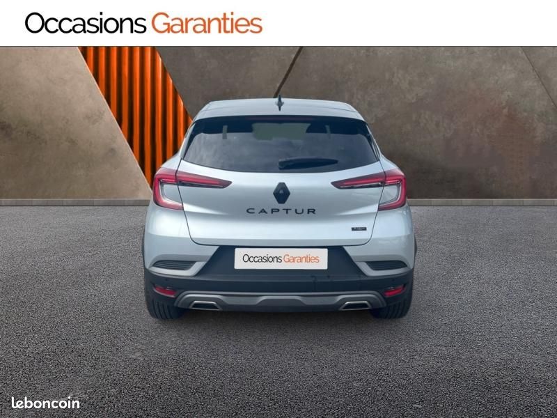 Renault Captur 1.6 E-Tech hybride 145ch Engineered (image 15)