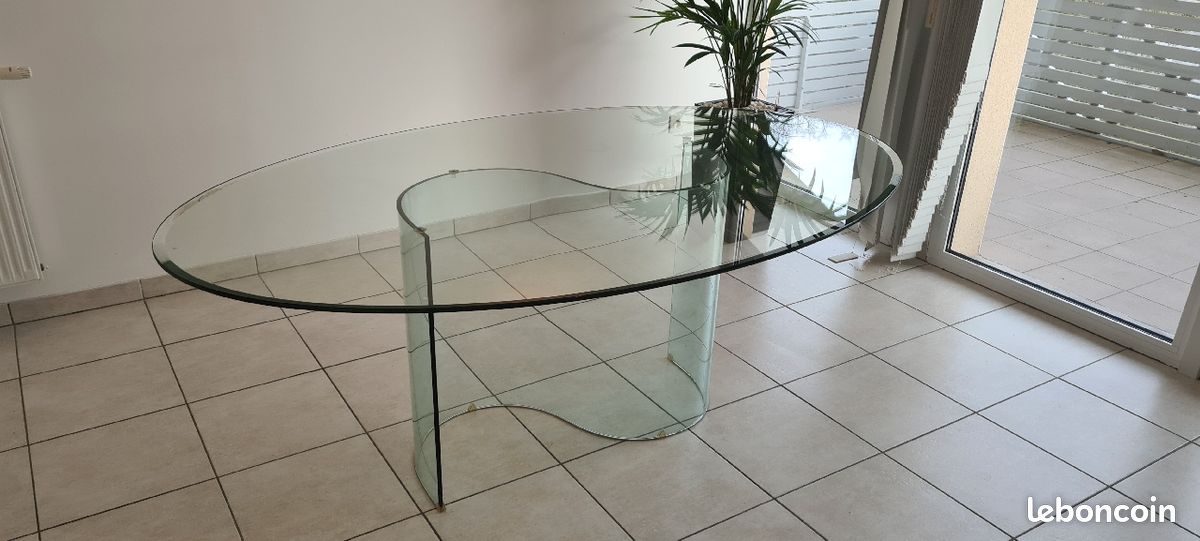 Table en verre de salle à manger (image 1)