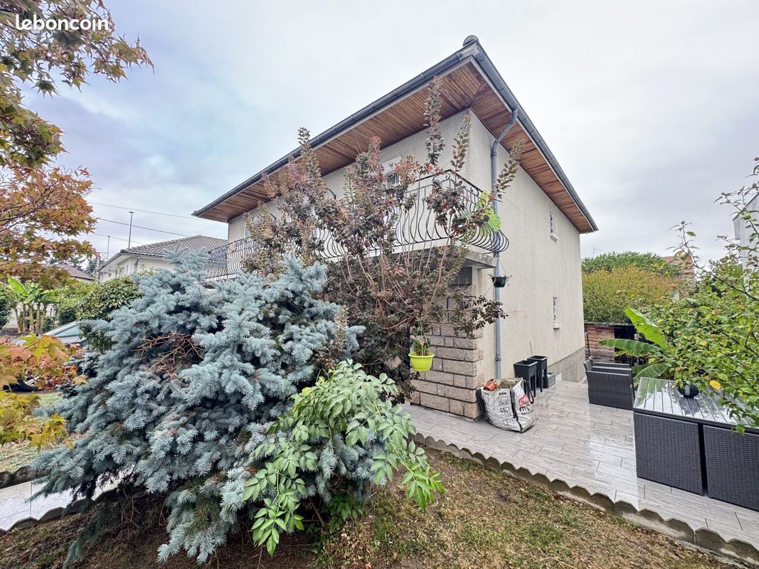 Maison 5 pièces 130 m² · à Montluçon · 130 m² · 201 000 €