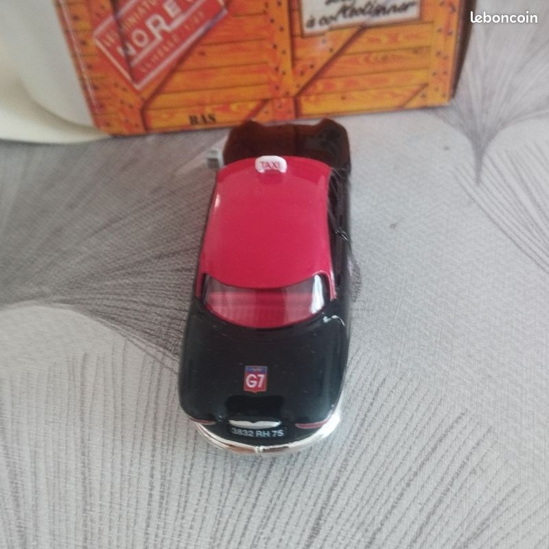 Norev Panhard PL 17 Grise 1/43 – Ancienne, Boîte Transparente, Ref 76 (neuve Boîte Ouverte)