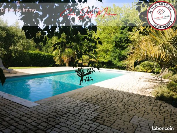 Propriété 8 pièces 245 m²