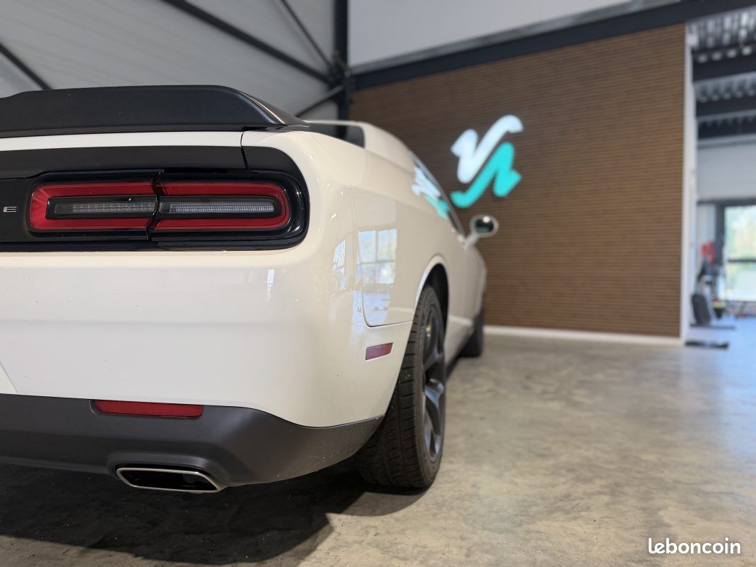 Dodge Challenger SXT - 3.6 V6 - 309 cv - 2016 - Caméra de recul - Intérieur cuir - E85 Ethanol - FR (image 8)