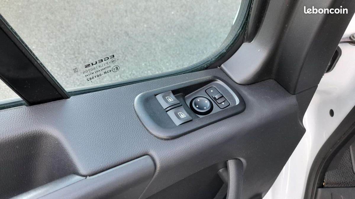 Nissan Interstar BENNE L3H1 PROPULSION RJ 3T5 2.3 DCI 165CH S/S ACENTA + COFFRE SCATTOLIN (image 7)