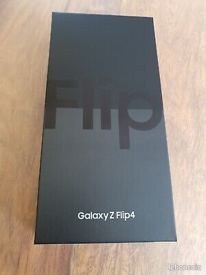 Samsung galaxy Zflip4 (image 3)