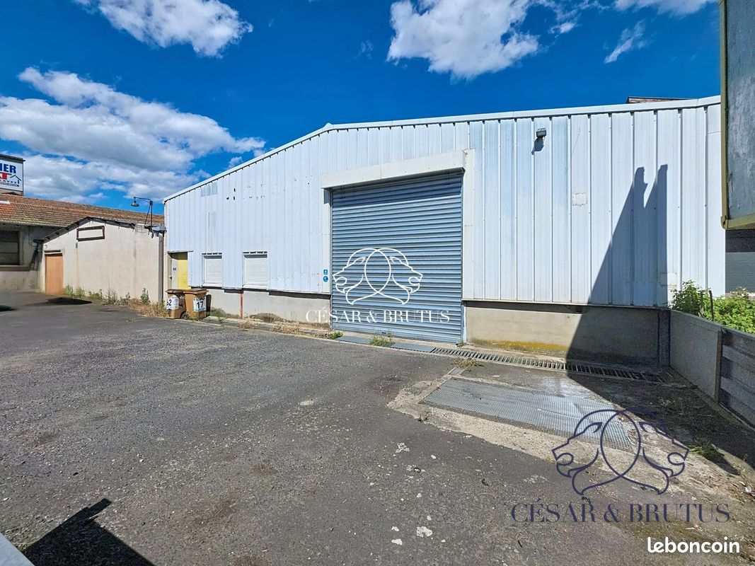 Parking 496 m² · à Saint-Vincent · 496 m² · 118 000 €