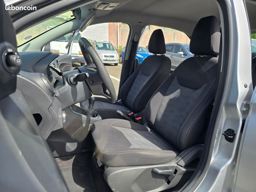 Ford ka+ ultimate 1.2 85 ch (image 7)