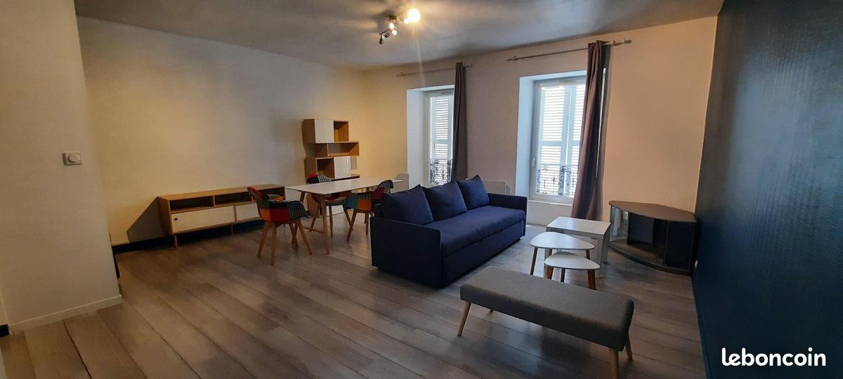 Appartement 3 pièces 55 m² · à Laval · 55 m² · 670 €