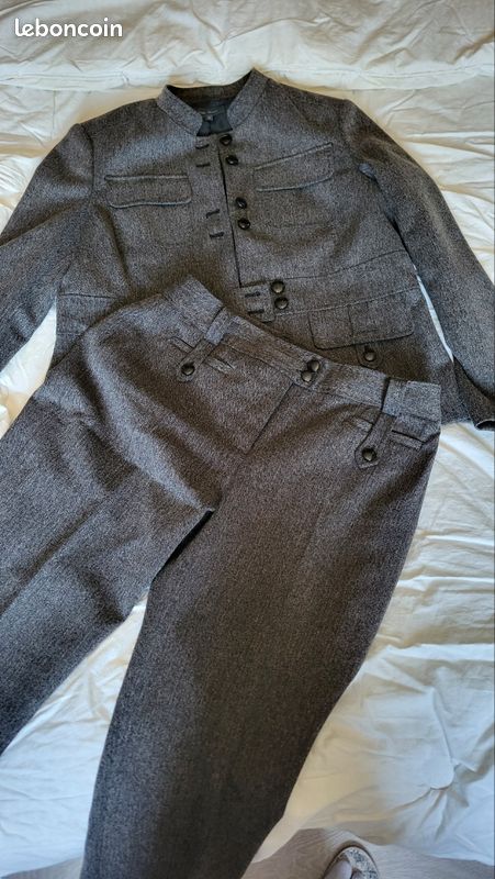 Ensemble gris 46/44 blazer pantalon3/4 (image 1)