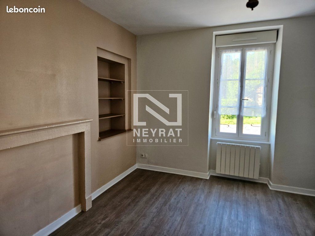Appartement 1 pièce 35 m² · à Épinac · 35 m² · 370 €/mois