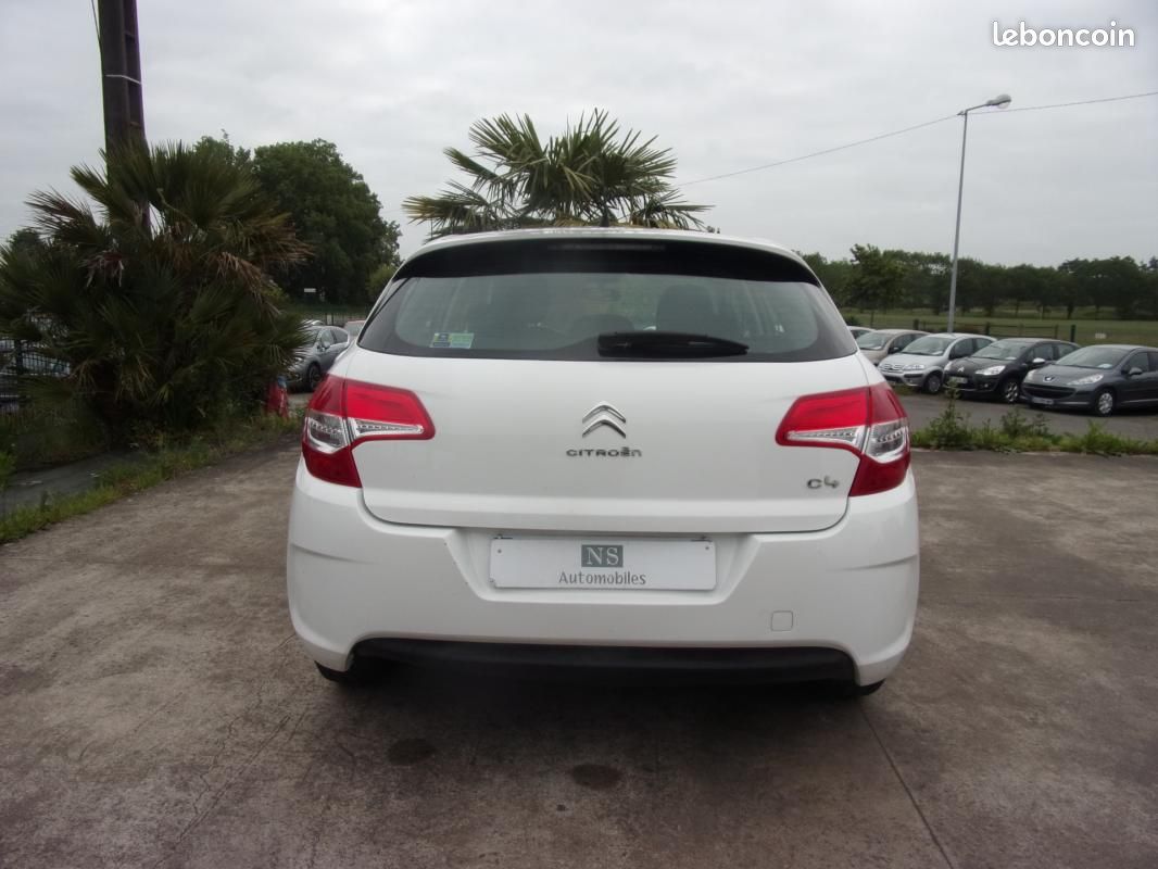 Citroën C4 VTi 95 Attraction (image 7)