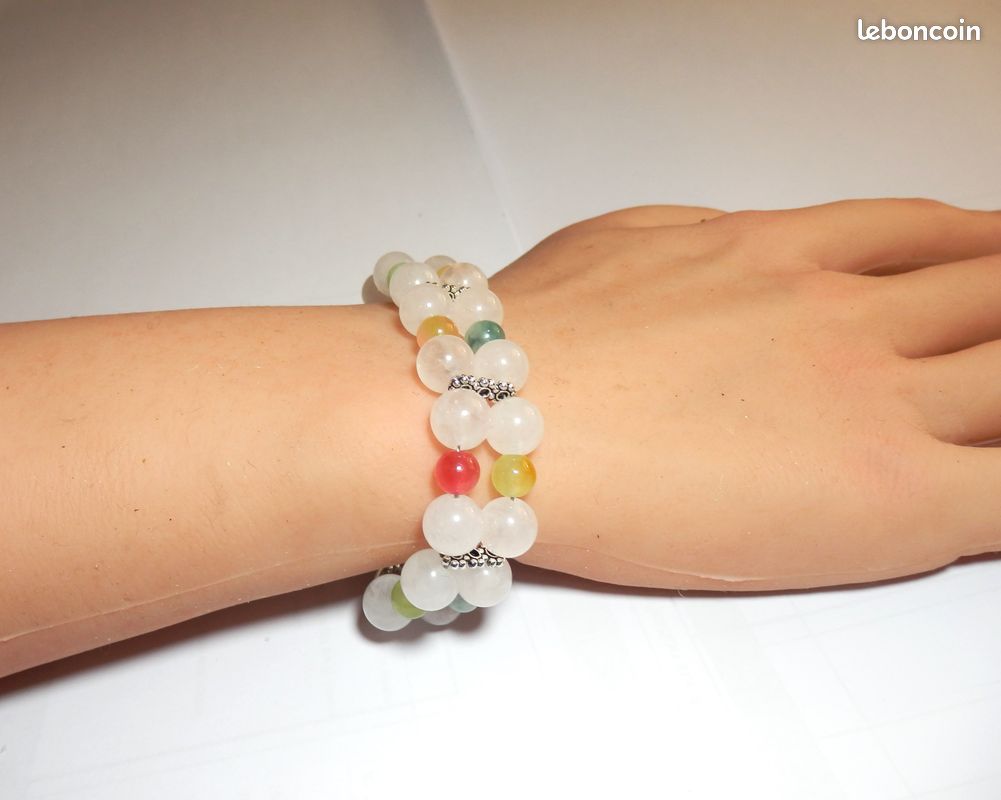 Bracelet pierres de jade blanche et teintées (image 8)