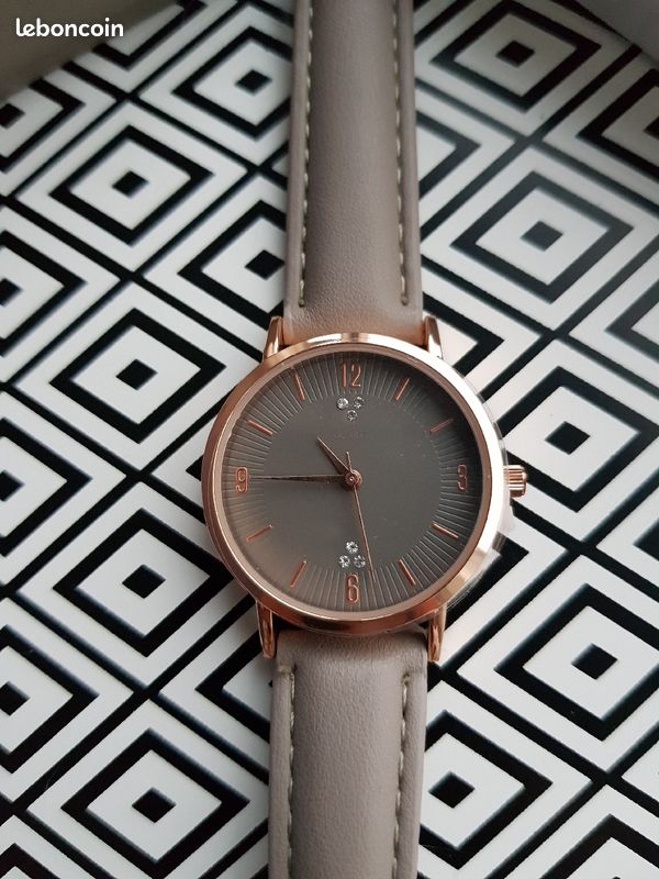 Montre femme neuve (image 1)