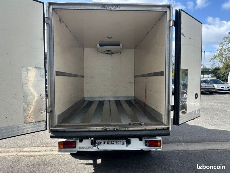 Renault MASTER II CCB FRIGO 7.000 HT 2.5 DCI 100cv GARANTIE 3 MOIS (image 5)