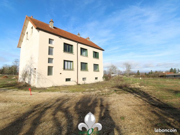 Maison 10 pièces 198 m²