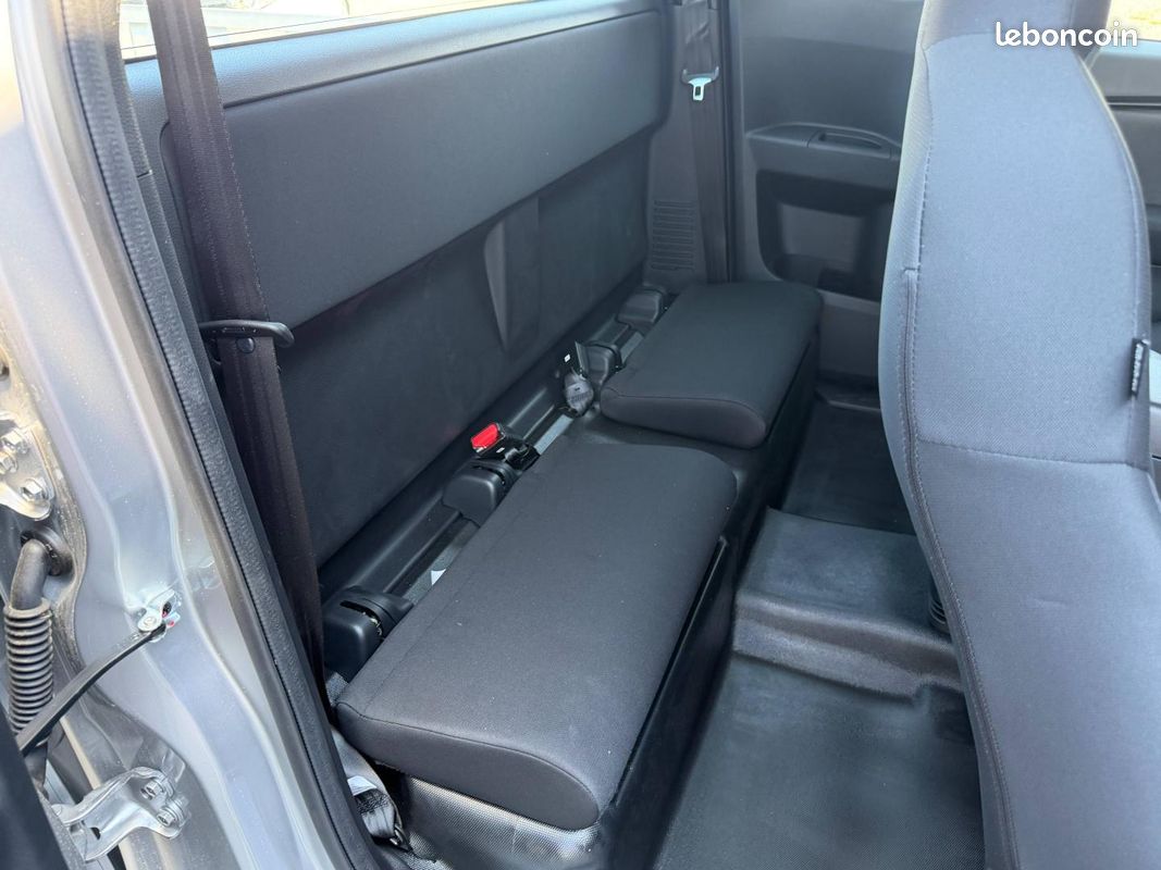 Isuzu D-Max 2.2 Ddi 164ch B-Strong Space M/T (image 14)