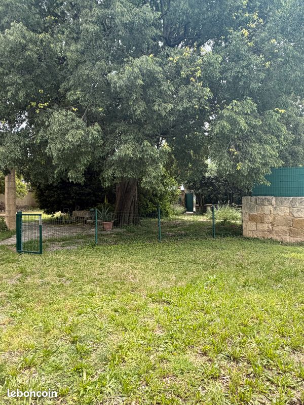 Terrain 505 m² · à Nages-et-Solorgues · 505 m² · 172 000 €