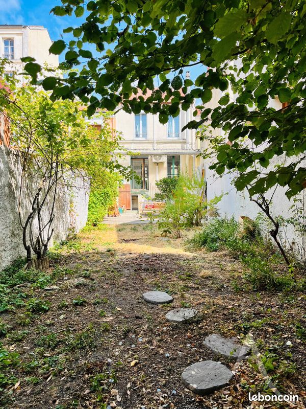 Maison 5 pièces 80 m² · à Montreuil · 80 m² · 798 000 €