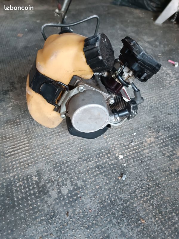 Débroussailleuse thermique Kawasaki TD18 (image 8)