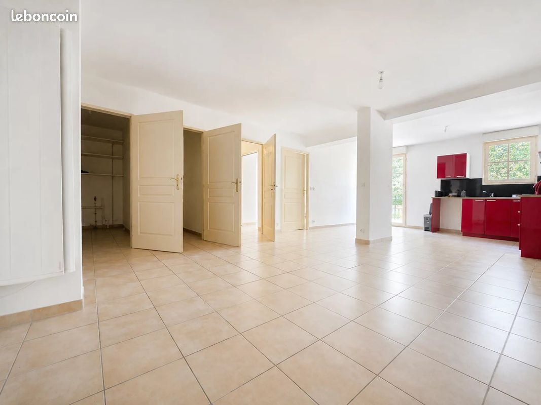 Appartement 2 pièces 63 m² · à Lambesc · 63 m² · 187 000 €