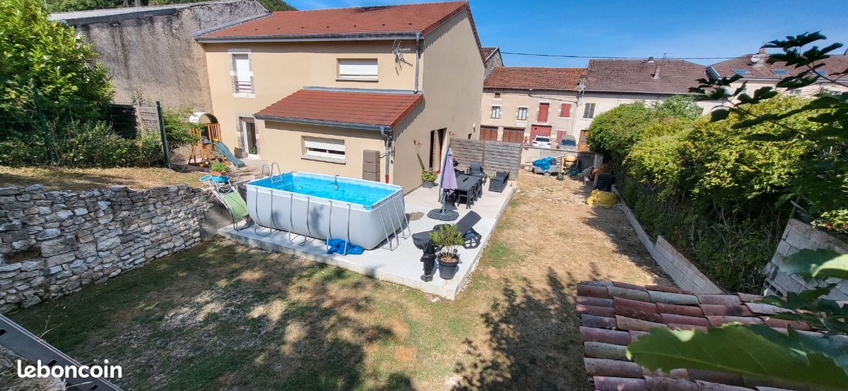 Maison 6 pièces 172 m² · à Thillot · 172 m² · 249 000 €