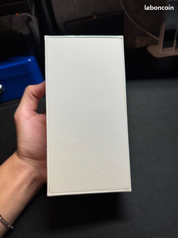 Samsung Galaxy S20 FE 5G (image 3)