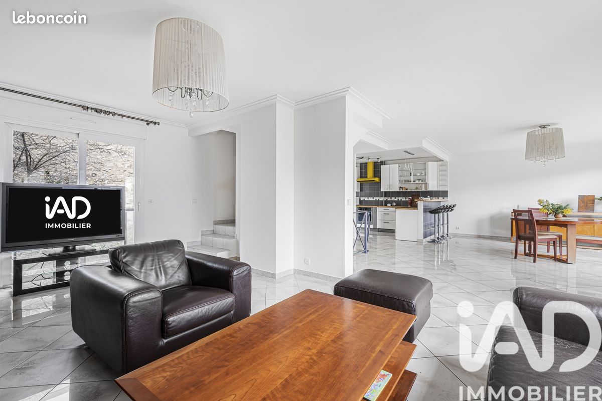 Maison 6 pièces 254 m² · à La Garenne-Colombes · 254 m² · 1 260 000 €