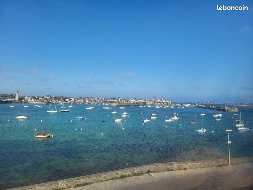 Maison 8 pièces 210 m² · à Roscoff · 210 m² · 745 600 €