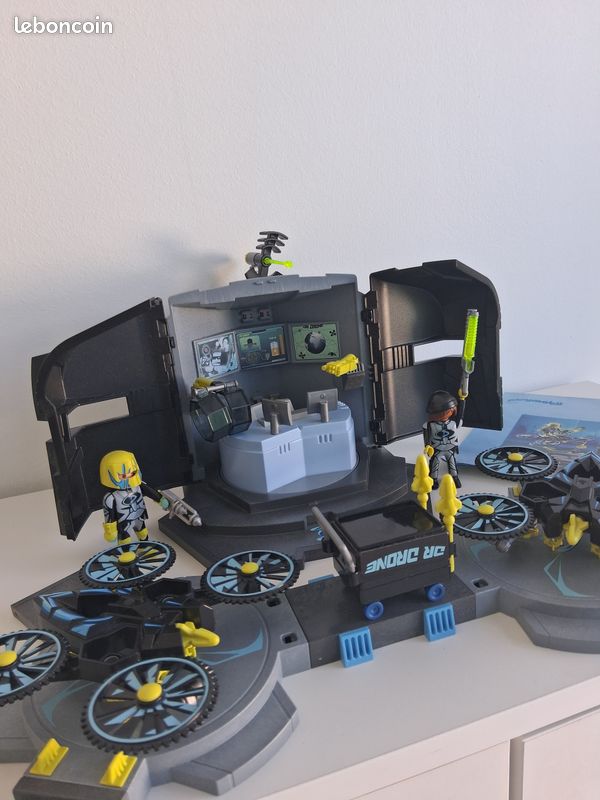 Playmobil Centre de commandement 9250 (image 1)