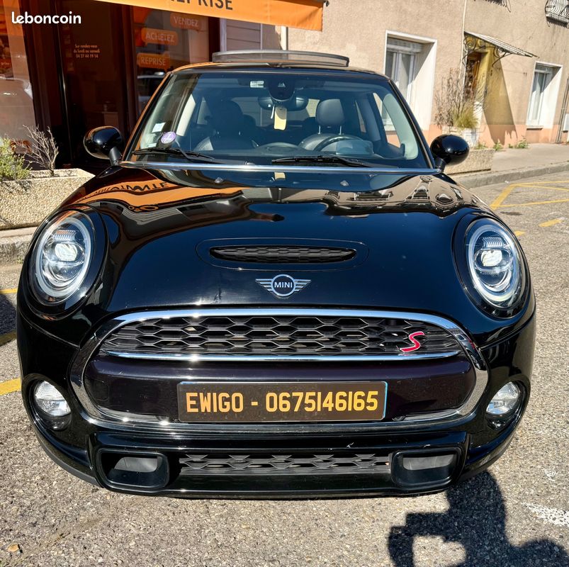 MINI MINI 2.0 192 COOPER S BVA EDITION YOURS- CAR PLAY- HARMAN/KARDON- CUIR- TOIT OUVRANT- GARANTIe (image 12)