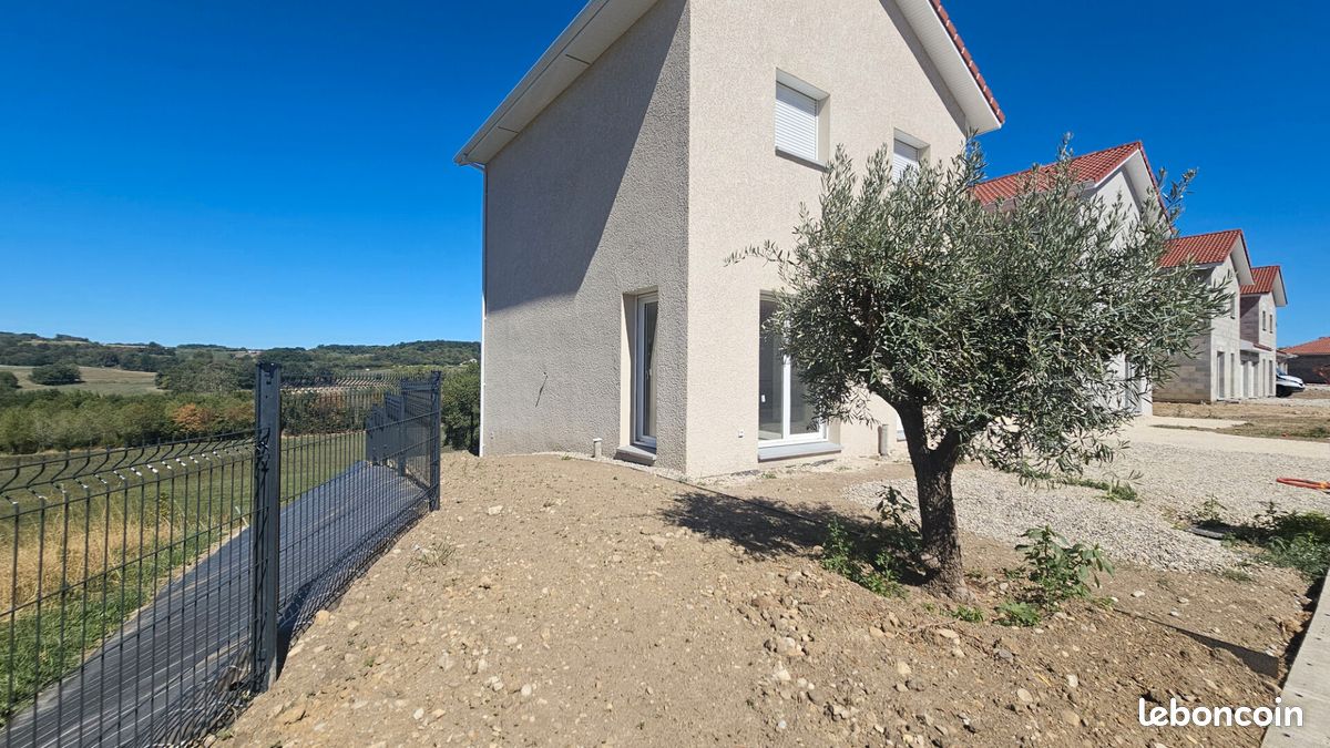 Maison 4 pièces 82 m² · à Montferrat · 82 m² · 1 130 €/mois
