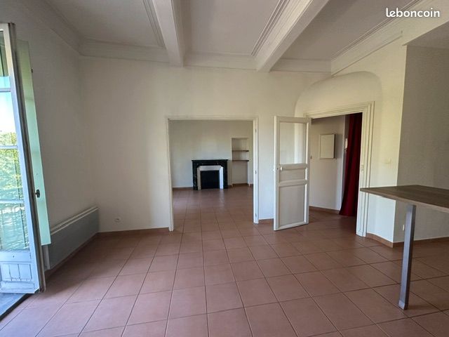 Appartement 3 pièces 76 m² · à Béziers · 76 m² · 600 €
